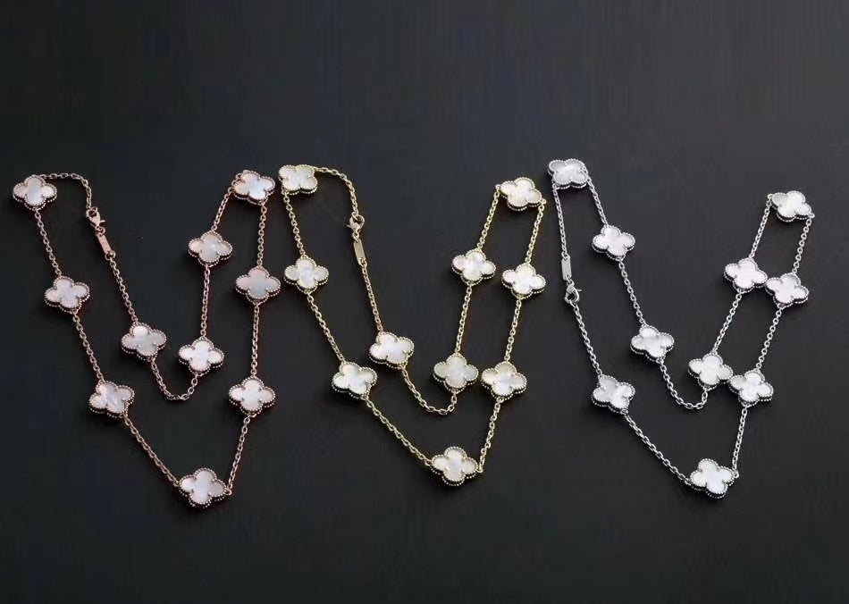 (All) Clover Necklaces